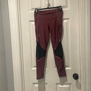 Under Armour mesh leggings/tights SZ Small
